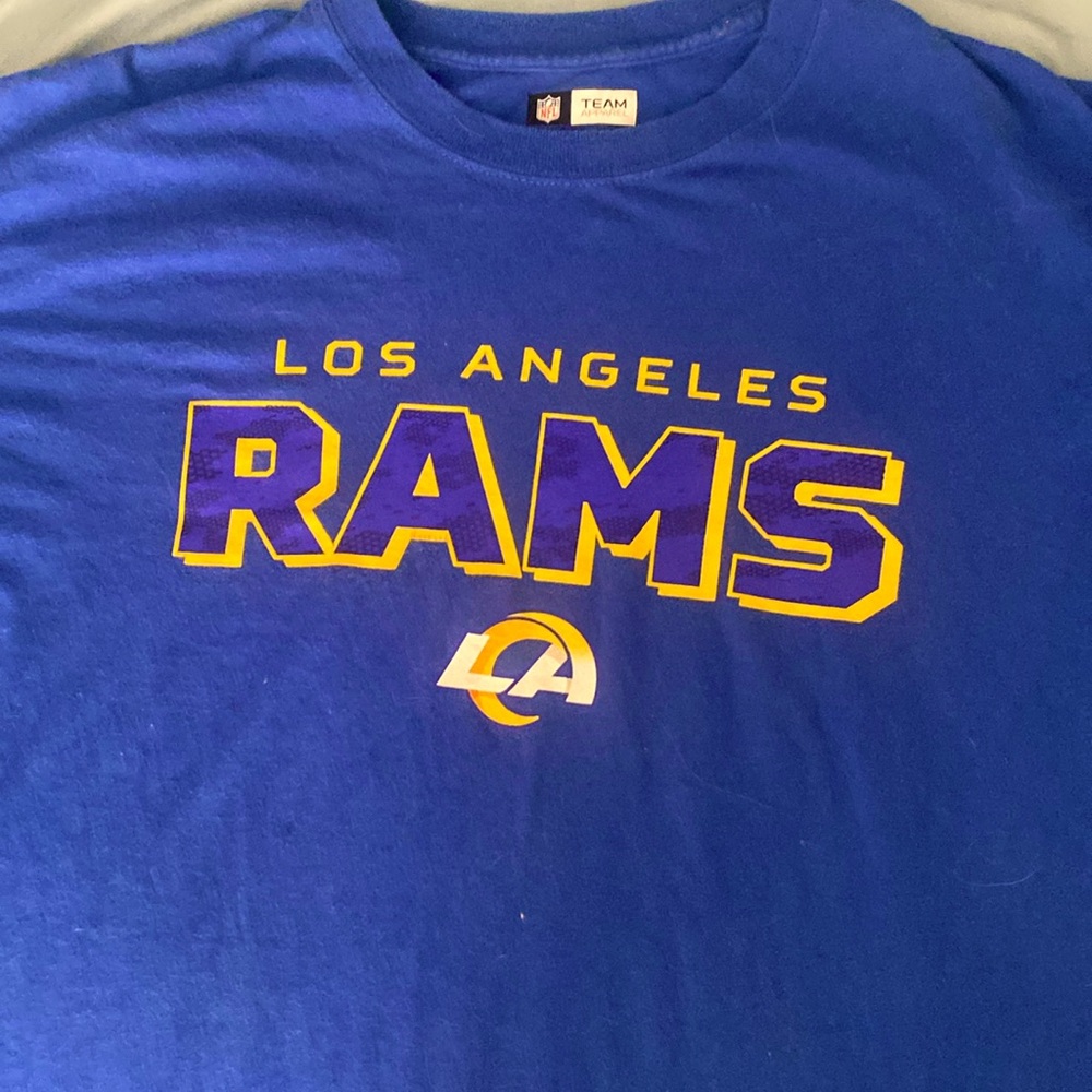 LA Rams tshirt NFL L women’s